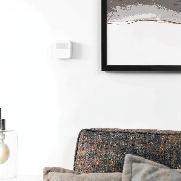 Honeywell Home X8S Smart Thermostat Room Sensor Video-3